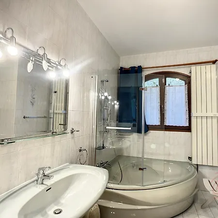 Maison F4 Avec Terrasse, Parking Et Animaux Acceptés - Fr-1-451-185 *