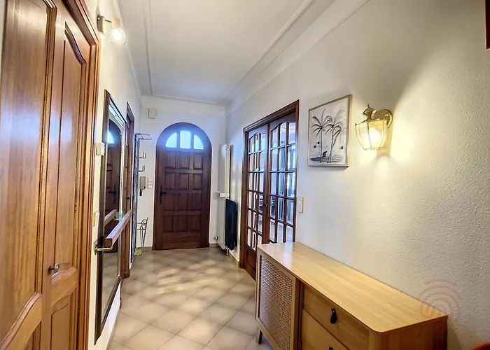 Maison F4 Avec Terrasse, Parking Et Animaux Acceptes - Fr-1-451-185 *